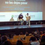 El periodista Nicolás Cayetano brindó una charla ante más de 400 jóvenes de escuelas secundarias de Quilmes