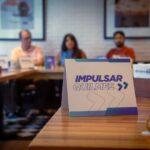 Entrega de certificados de habilitación y de aptitud ambiental a comerciantes y a fábricas de la ciudad