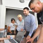 Cientos de varelenses resolvieron trámites en el operativo gratuito de documentación