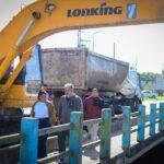 Eva Mieri supervisó las acciones que realizan diferentes áreas comunales en las zonas afectadas por el temporal