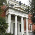 La palabra que muchos escriben separada, pero va toda junta: la RAE aclaró la forma correcta