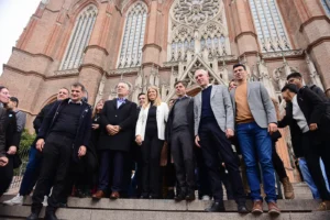 Tedeum en La Plata: Axel Kicillof participo de la ceremonia que dio monseñor Gustavo Carrara
