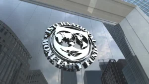 A vos trabajador te siguen aumentando los impuestos, a los grandes de la economía se los bajan