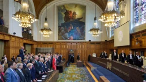 Ahora quieren convertir a los tribunales internacionales en «un daño colateral» persiguiendo jueces de la corte internacional 