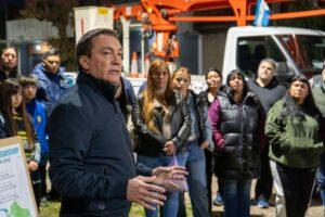 Andrés Watson supervisó el renovado parque lumínico del barrio número 67 full LED en Florencio Varela