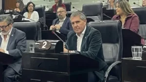 Descontentos con las políticas nacionales abandonan LLA 