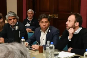 El Gobierno bonaerense destacó el acuerdo salarial con docentes y estatales