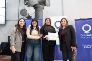 Acto de graduación de profesionales de la salud egresados de las residencias municipales de La Matera y Don Bosco