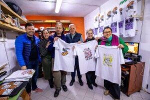 Balor visitó el Taller municipal de Arte Gráfico y estuvo con los ganadores de un concurso