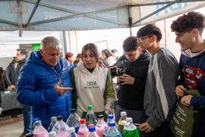 Carlos Balor recorrió la Jornada Organizar Comunidad Berazategui, en Villa Mitre