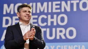 Axel Kicillof lanza el Movimiento Derecho al Futuro a nivel nacional con un plenario en Avellaneda