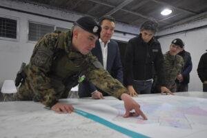 Andrés Watson supervisó la dinámica de trabajo en la base de la Unidad Táctica de Operaciones Inmediatas