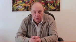 Otro economista que advierte sobre el error de dar créditos en dólares a las empresas 