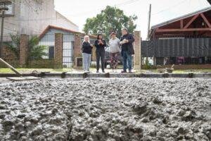 El municipio de Quilmes avanza con el plan de bacheo en Quilmes Oeste