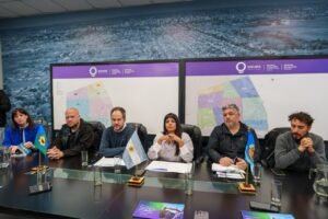 Eva Mieri se reunió con representantes de bomberos del distrito para coordinar tareas y otorgar subsidios ante el fenómeno “El Niño”