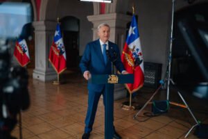 La derecha endeuda a los países en todo el mundo, y por ende al pueblo, sino mira esta noticia de Chile 