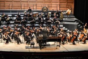 El talento varelense conquistó al público de La Plata