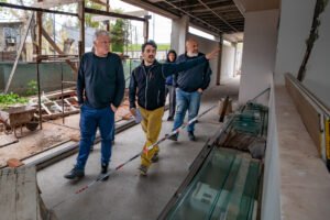 Carlos Balor recorrió la obra del Centro Cívico Municipal El Pato