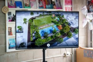 Eva Mieri anunció el inicio de la obra de renovación y puesta en valor integral de la Plaza Papa Francisco de Villa Itatí con fondos 100% municipales
