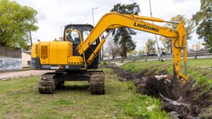 El Niño: Berazategui refuerza los trabajos de prevención en el barrio Santo Tomás de Aquino