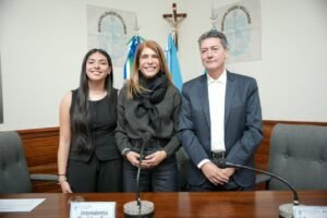 La intendenta de Avellaneda presente en la asunción de los Concejales Jóvenes