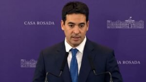 Riesgo país en 679 puntos, la culpa siempre es de los demás ¿Cuándo van a asumir su propia responsabilidad?